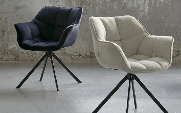 Chairs & Armchairs