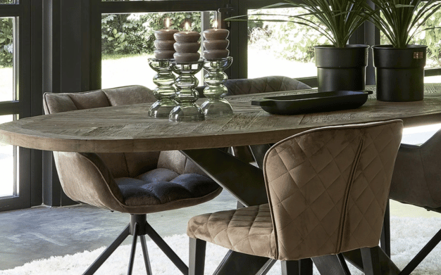 Tables & Desks